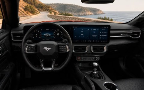 Ford Mustang 5.0 GT V8 Cabrio interior